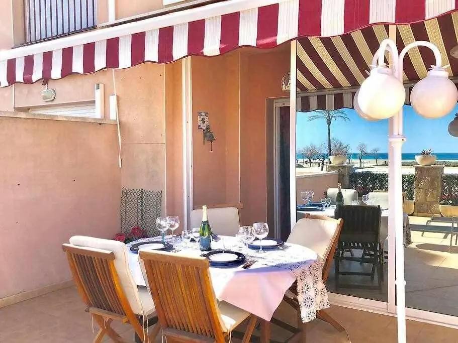 Encantador Apto. Con Gran Terraza Frente Al Mar Эмпуриабрава
