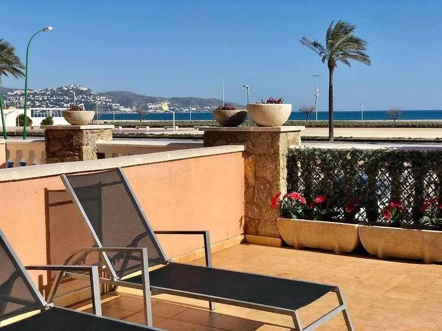 Encantador Apto. Con Gran Terraza Frente Al Mar Эмпуриабрава Испания